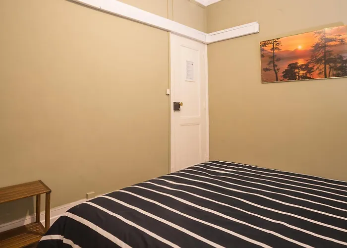 Hostel Seven Hills (Adults Only)